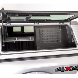 1/2 BIN LEFT SIDE - JEEP...