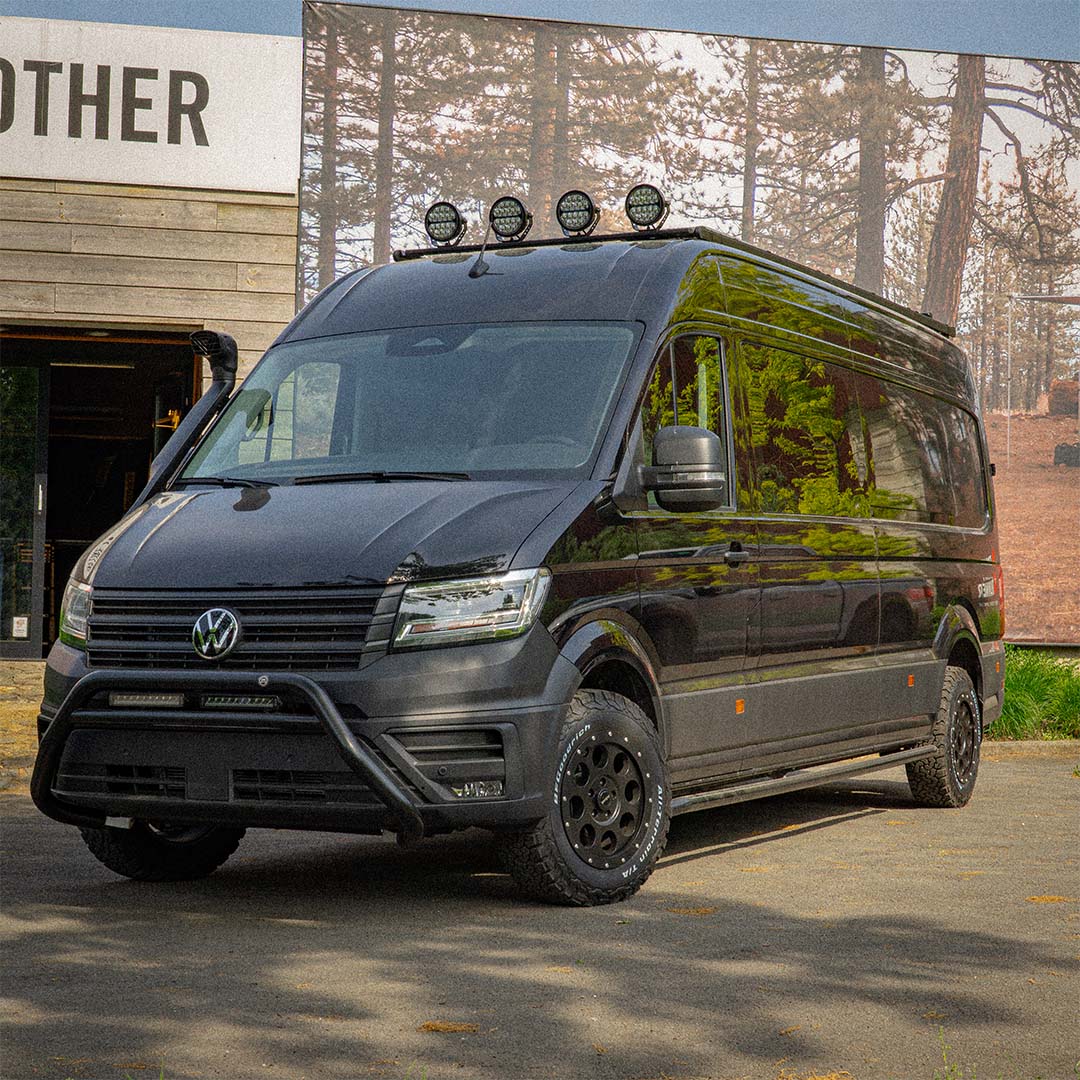 Crafter Adventech – Vooraanzicht rechts 6