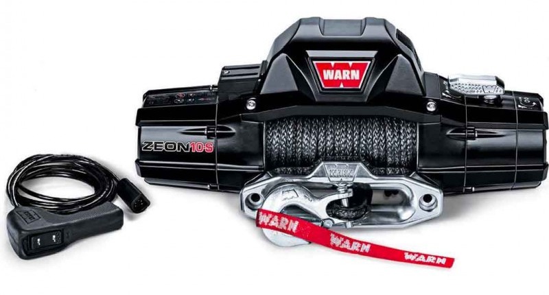 Treuil WARN ZEON 10-S et sa télécommande filaire
